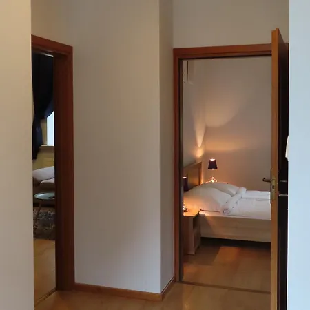 Hotel Dobry Zakatek Dom Rekolekcyjny Konstancin-Jeziorna Exteriér fotografie