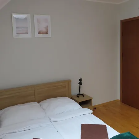 Hotel Dobry Zakatek Dom Rekolekcyjny Konstancin-Jeziorna Exteriér fotografie