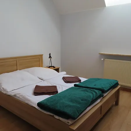 Hotel Dobry Zakatek Dom Rekolekcyjny Konstancin-Jeziorna Exteriér fotografie