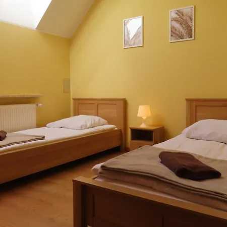 Hotel Dobry Zakątek Dom Rekolekcyjny Konstancin-Jeziorna Zewnętrze zdjęcie