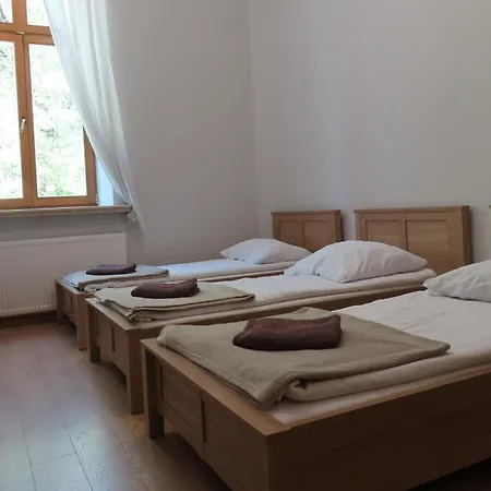 Hotel Dobry Zakatek Dom Rekolekcyjny Konstancin-Jeziorna Exteriér fotografie