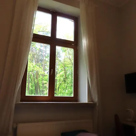 Hotel Dobry Zakatek Dom Rekolekcyjny Konstancin-Jeziorna Exteriér fotografie