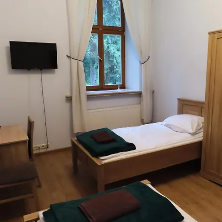Hotel Dobry Zakatek Dom Rekolekcyjny Konstancin-Jeziorna Exteriér fotografie