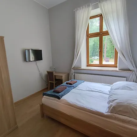 Hotel Dobry Zakatek Dom Rekolekcyjny Konstancin-Jeziorna Exteriér fotografie