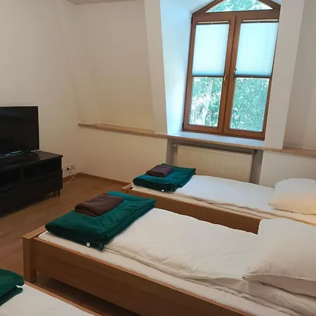 Hotel Dobry Zakatek Dom Rekolekcyjny Konstancin-Jeziorna Exteriér fotografie