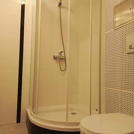 Hotel Dobry Zakatek Dom Rekolekcyjny Konstancin-Jeziorna Exteriér fotografie