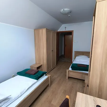 Hotel Dobry Zakatek Dom Rekolekcyjny Konstancin-Jeziorna Exteriér fotografie