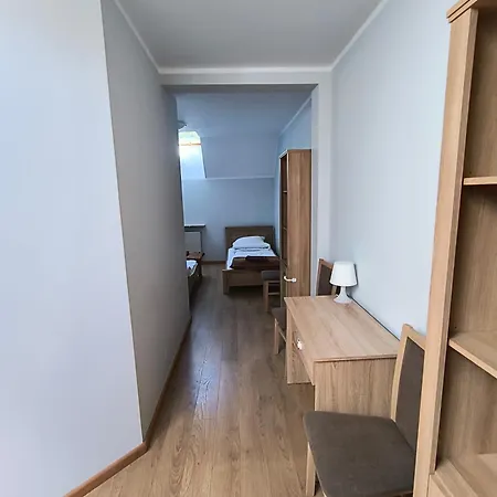 Hotel Dobry Zakatek Dom Rekolekcyjny Konstancin-Jeziorna Exteriér fotografie