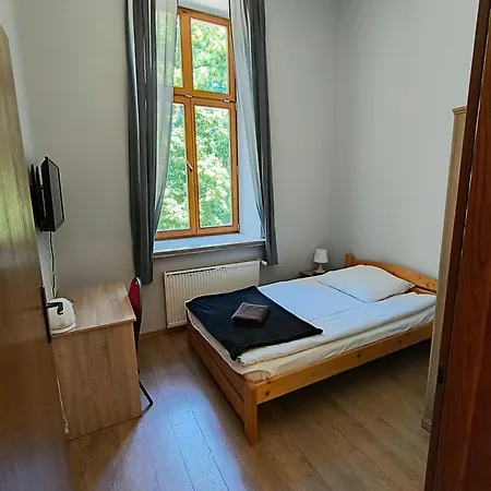 Hotel Dobry Zakatek Dom Rekolekcyjny Konstancin-Jeziorna Exteriér fotografie