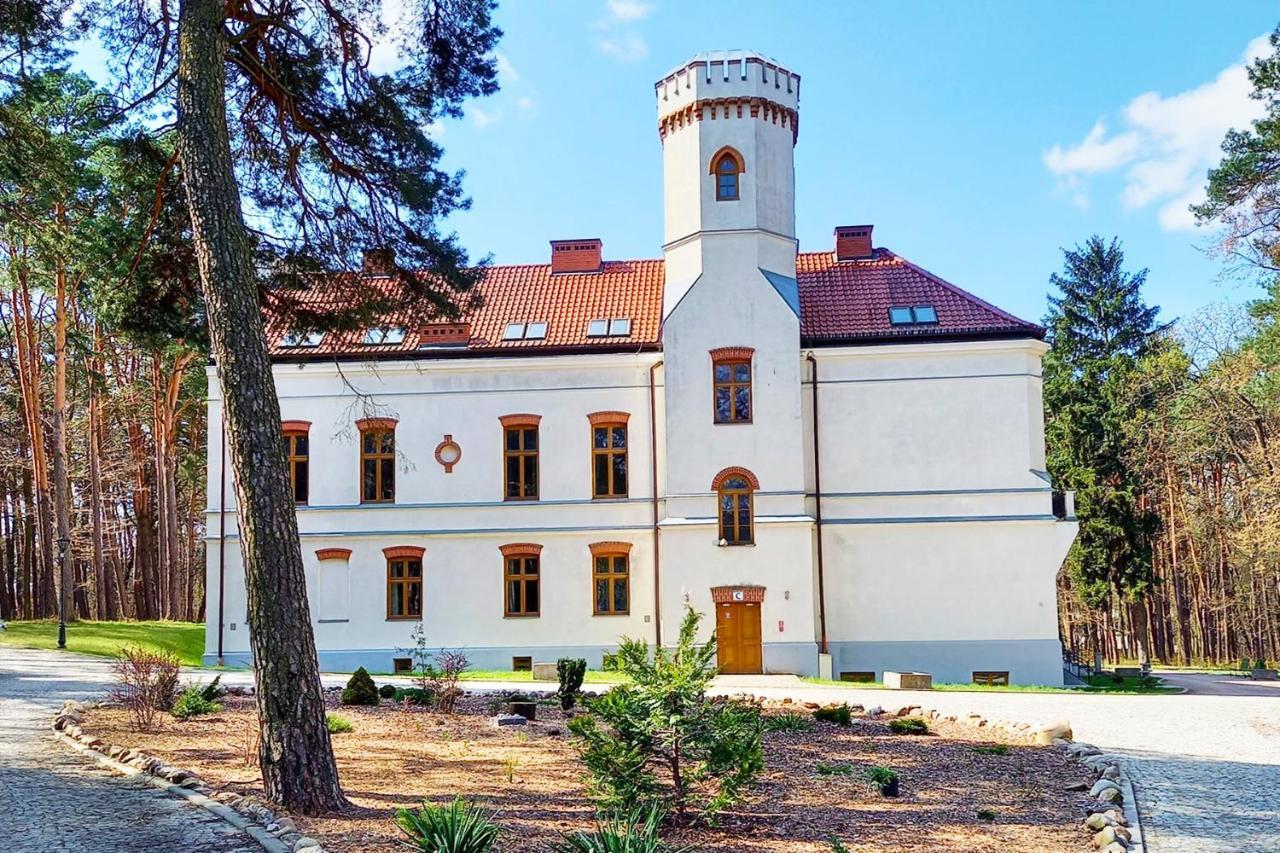 Prázdninový areál Dobry Zakatek Dom Rekolekcyjny Konstancin-Jeziorna
