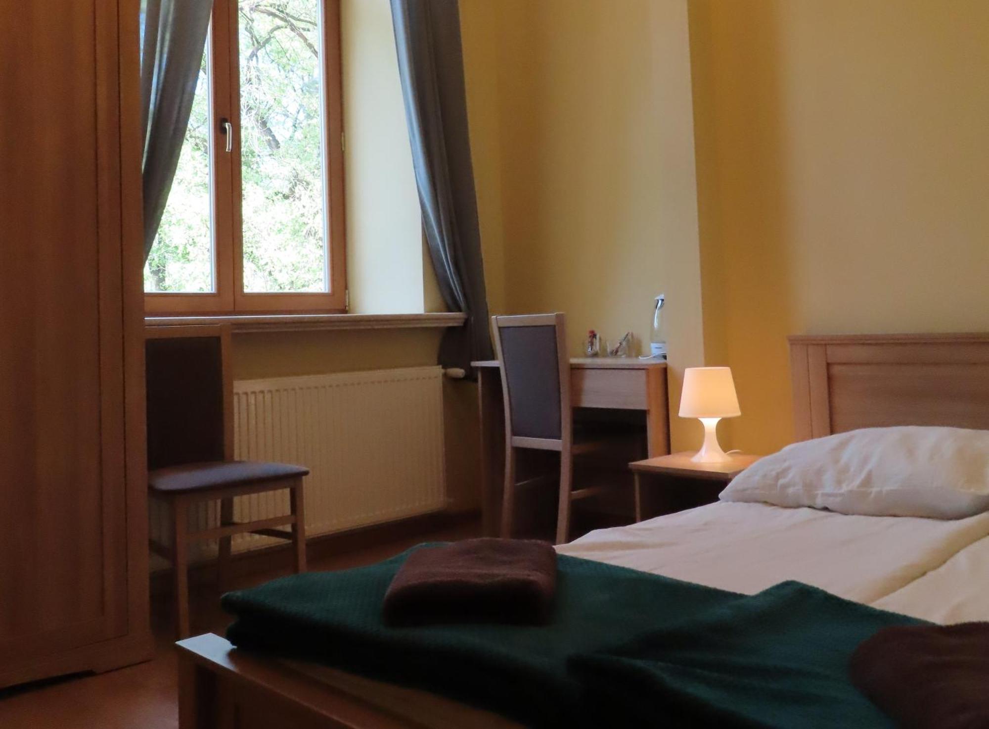 Dobry Zakatek Dom Rekolekcyjny 3* Konstancin-Jeziorna